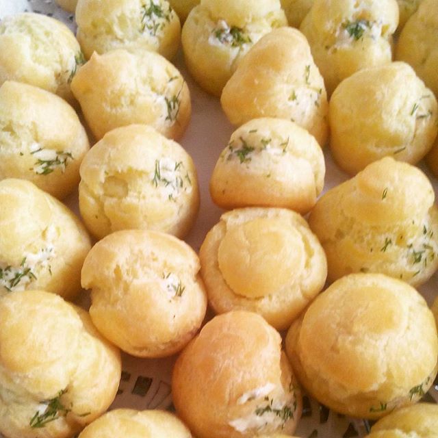 Tarragon Chicken Puffs